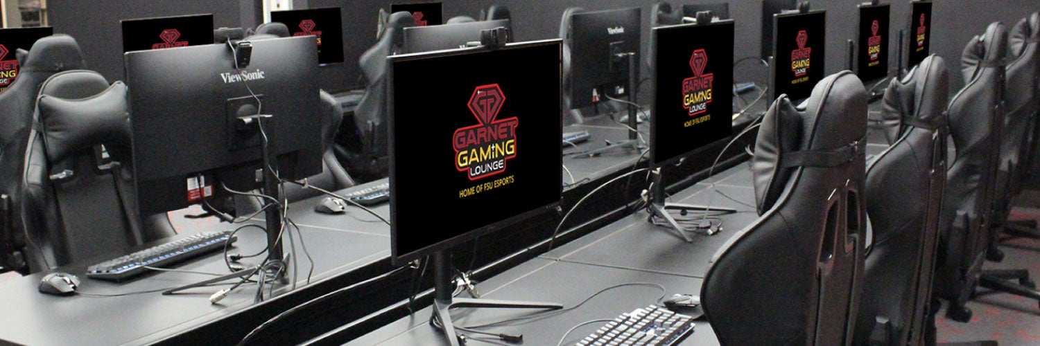 Photo of the Garnet Gaming Lounge gaming area